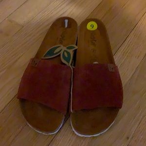 Biostep NWT suede sandal slides